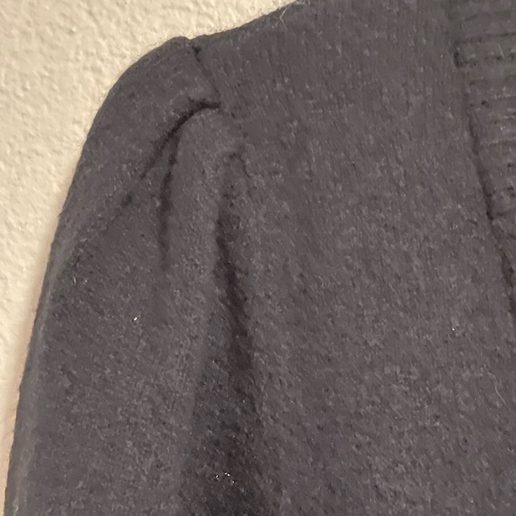 Madewell Acrylic/Wool/Poly Blend Sweater with Shoulder Detailing - Picture 2 of 5